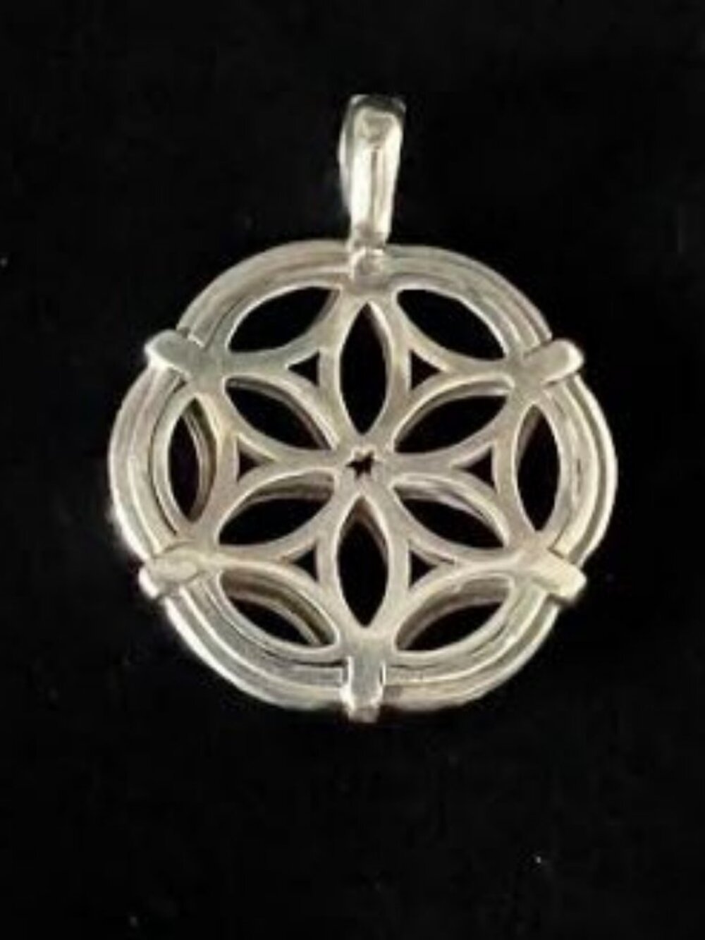SLANE LARGE FENESTRA II CIRCULAR PENDANT ENHANCER in STERLING SILVER - Picture 6 of 7